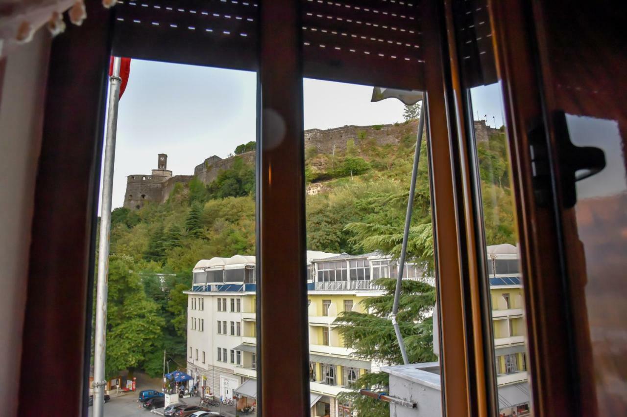 Hotel Sofra Гирокастра Экстерьер фото